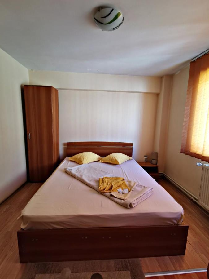 International Recola Motel Băneşti Exterior foto